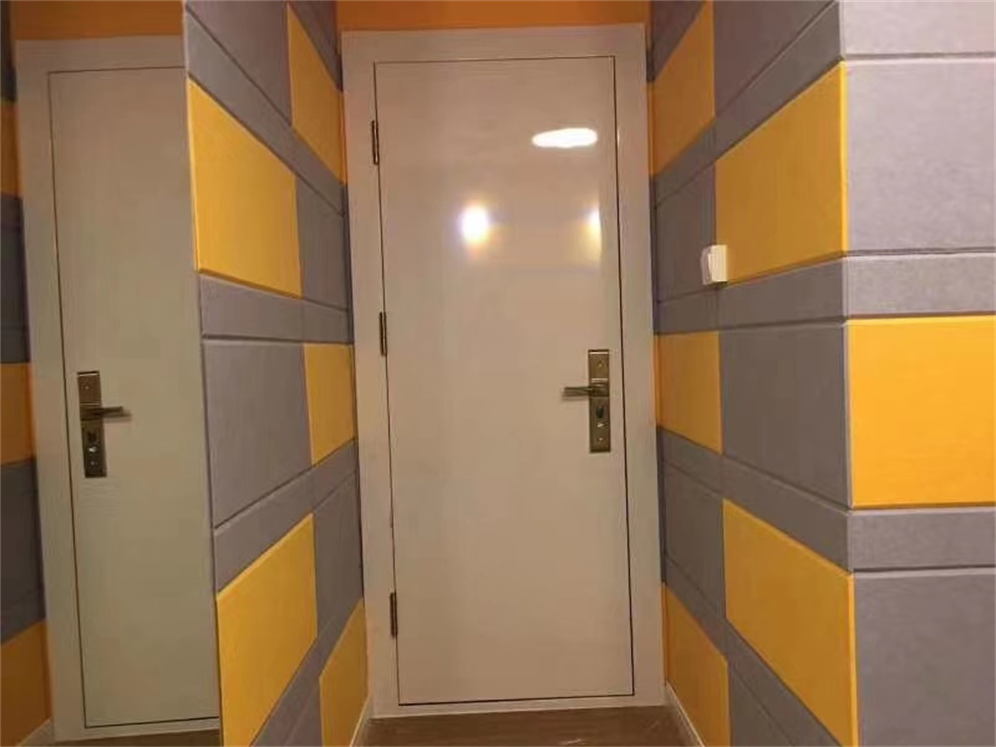 控制室隔聲門