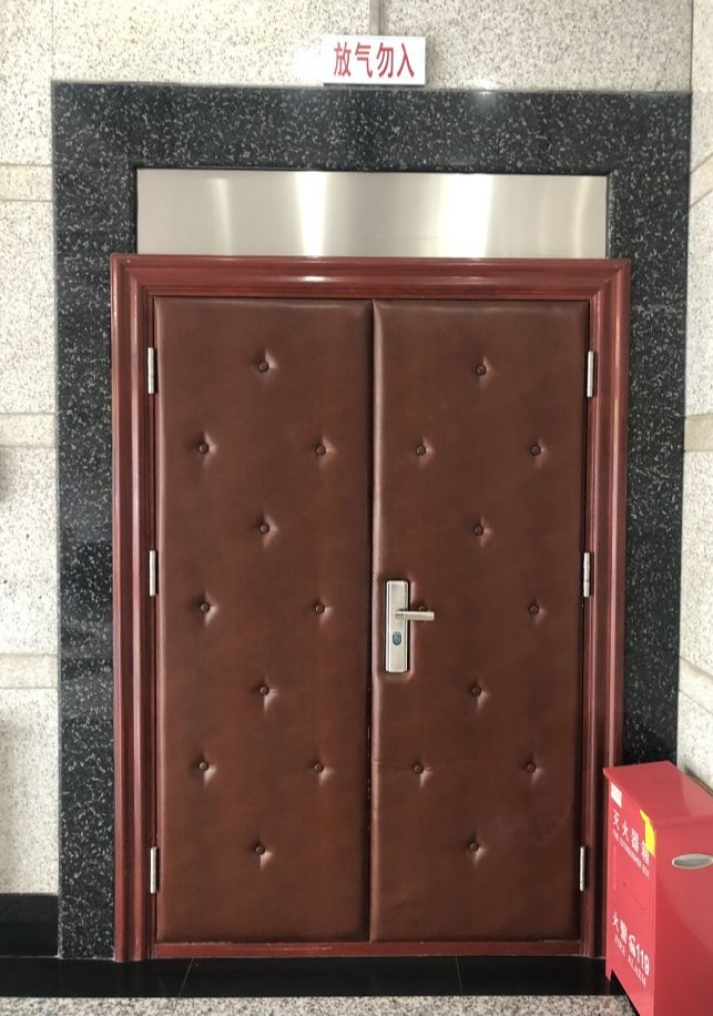 機(jī)房軟包隔聲門(mén)